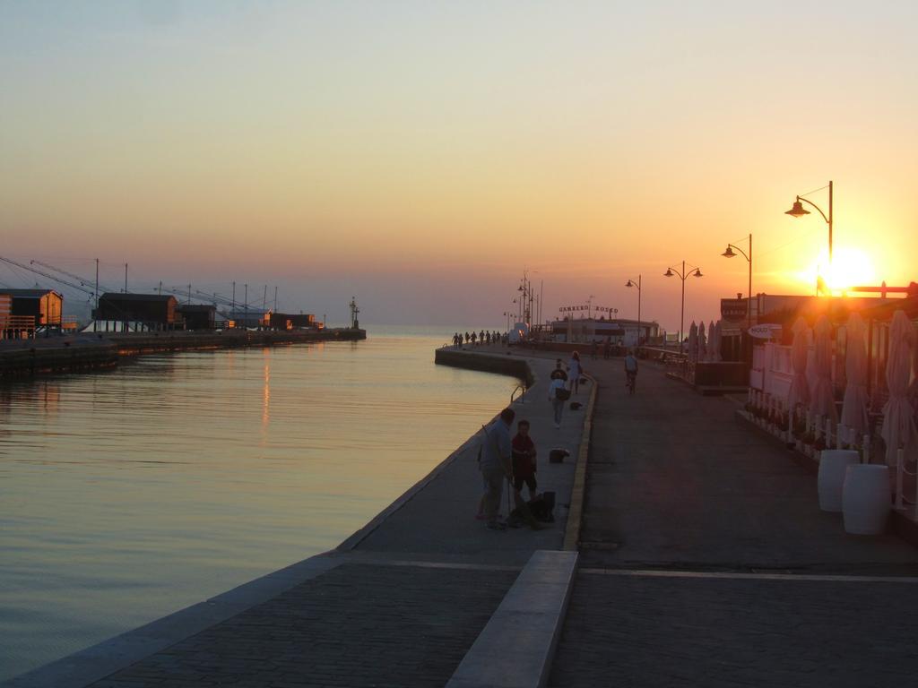 Hotel Costaverde Cesenatico Exterior photo